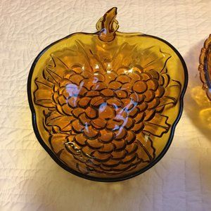 Grape Cluster, Amber Vintage Serving Bowl